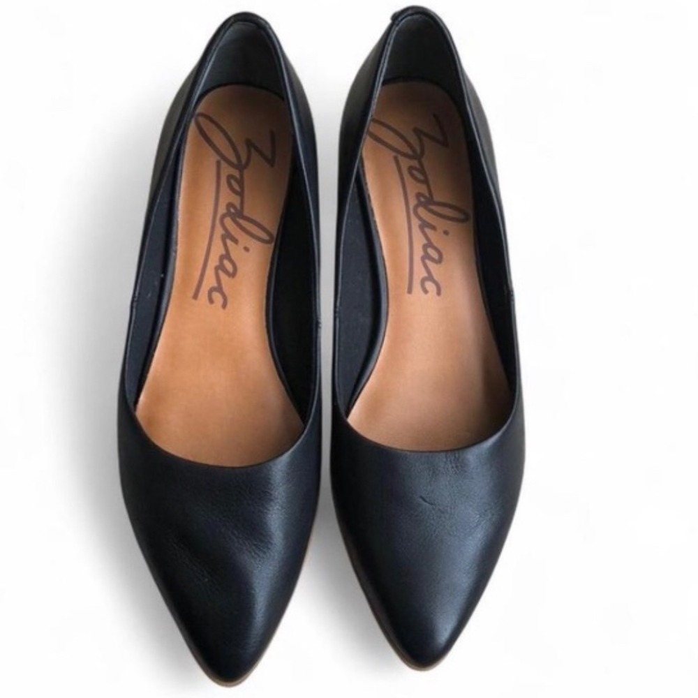 Zodiac Vintage Y2K Black Leather Pointed Toe Hill Flats Women's Size 8